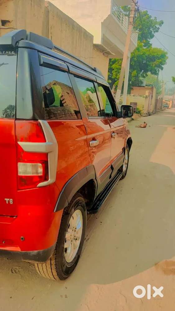 Mahindra Tuv 300 2017