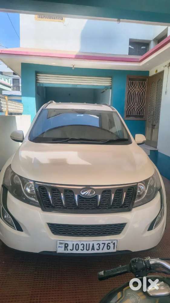 Mahindra Xuv700 2015 Diesel 120000 Km Driven