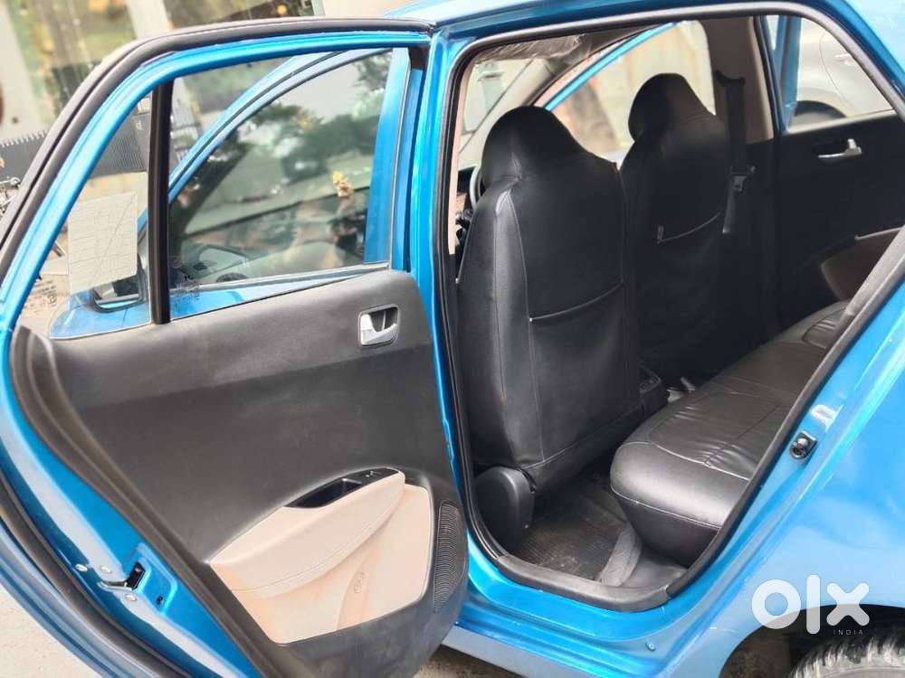 Hyundai Grand I10 Sportz, 2017, Petrol