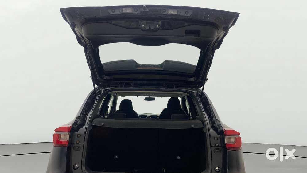 Nissan Magnite 1.0 Xv Turbo Cvt, 2022, Petrol