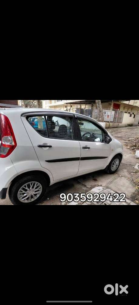 Maruti Suzuki Ritz Vxi, 2014, Petrol