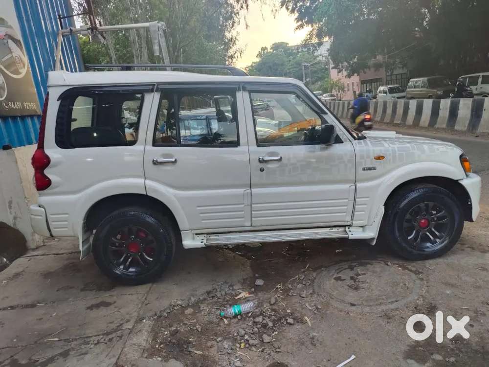 Mahindra Scorpio Classic 2007
