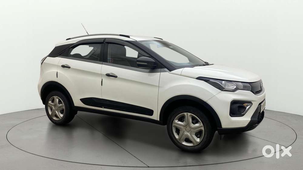 Tata Nexon 1.2 Revotron Xm (s), 2021, Petrol