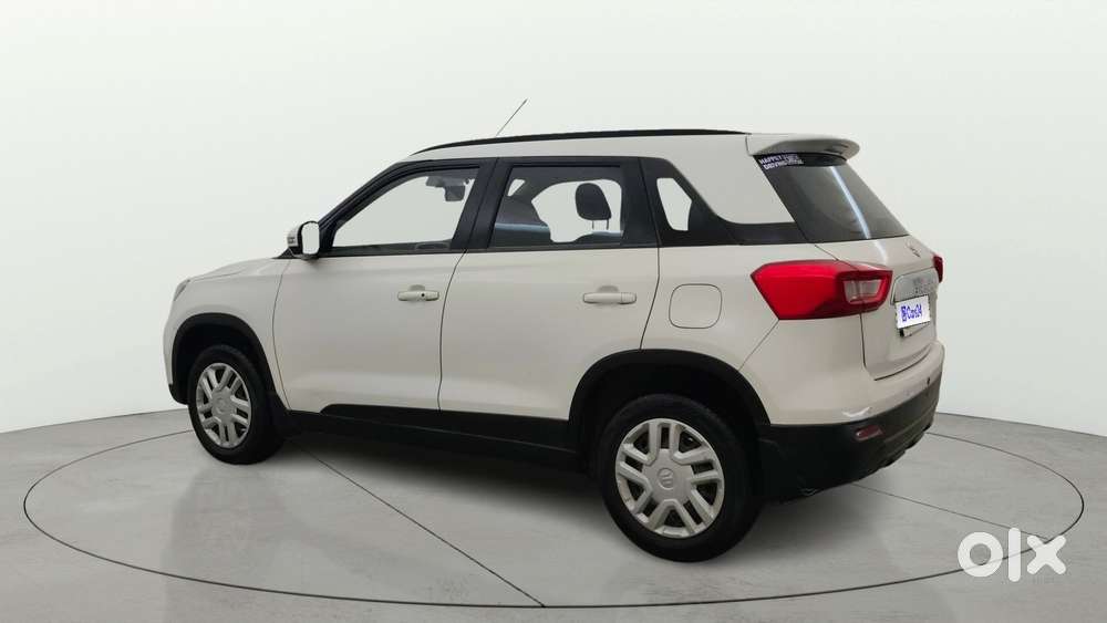 Maruti Suzuki Vitara Brezza 1.5 Vxi At, 2021, Petrol