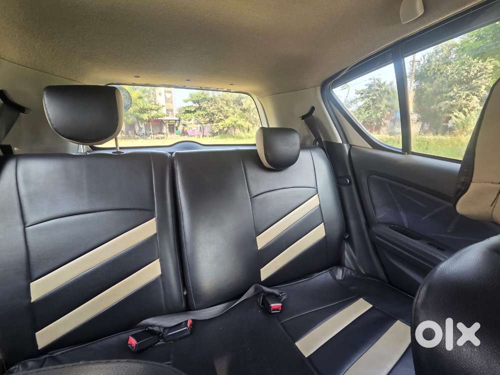 Maruti Suzuki Ritz Vxi, 2011, Petrol