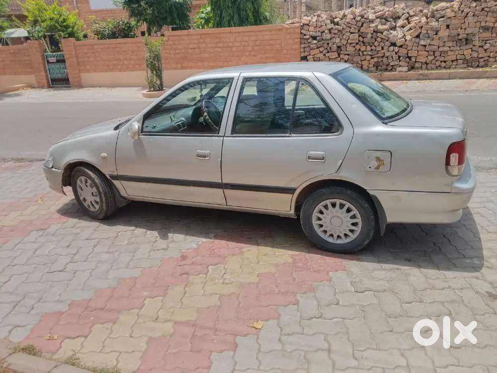 Maruti Suzuki Esteem 2005 Lpg Good Condition