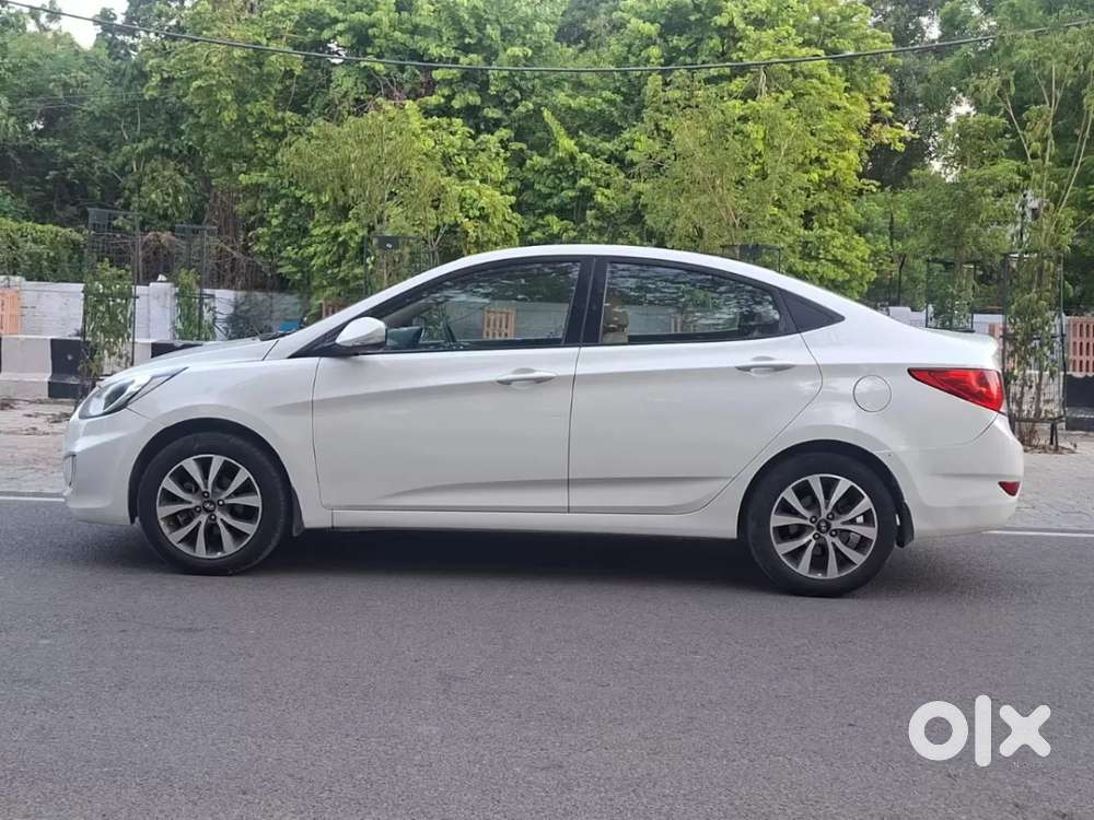 Hyundai Verna Fluidic 1.6 Vtvt Sx, 2013, Petrol
