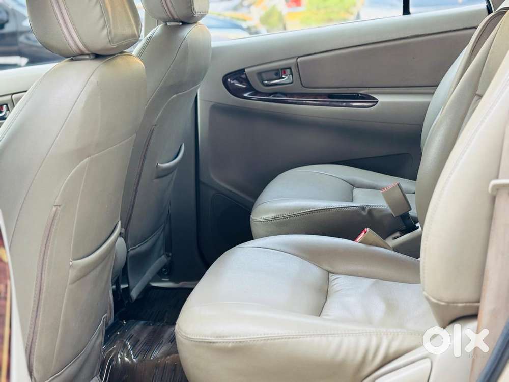 Toyota Innova 2.5 Vx 7 Str, 2014, Diesel