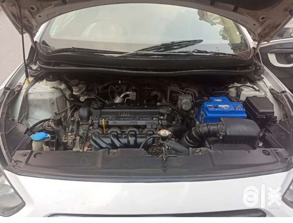 Hyundai Verna Fluidic 1.6 Vtvt Sx, 2013, Petrol
