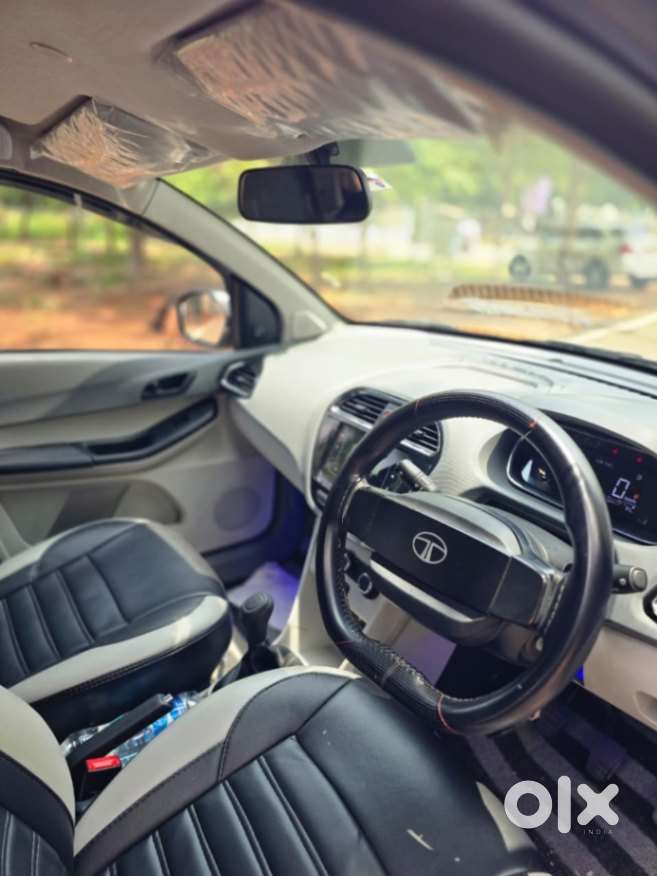 Tata Tiago 1.2 Revotron Xm, 2025, Petrol