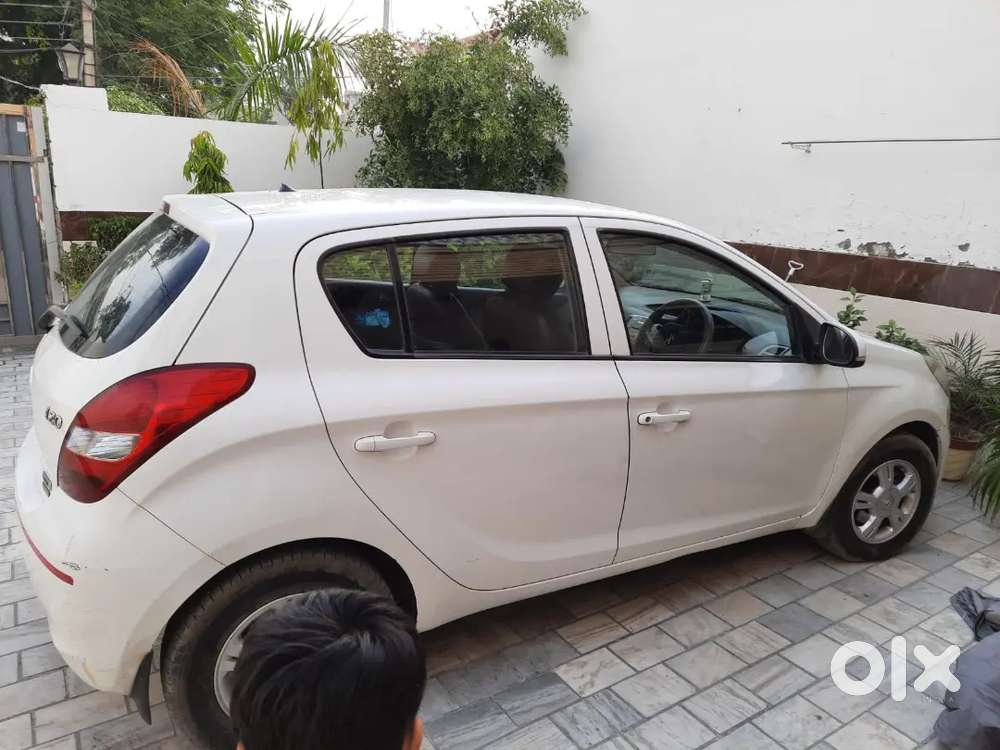 Hyundai I20 Asta Diesel 2015