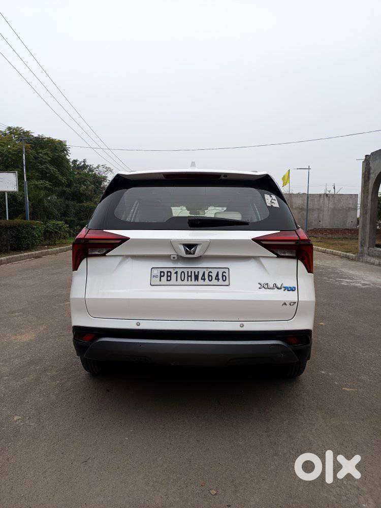 Mahindra Xuv700 2.2 Ax 7 Diesel At Str, 2022, Diesel