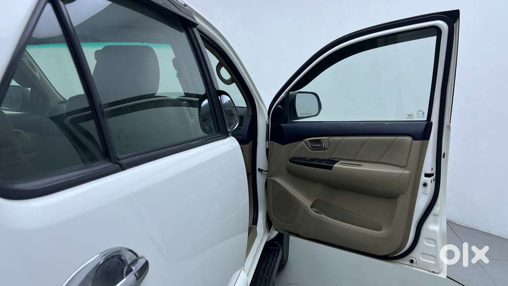 Toyota Fortuner 3.0 4x2 Automatic, 2015, Diesel