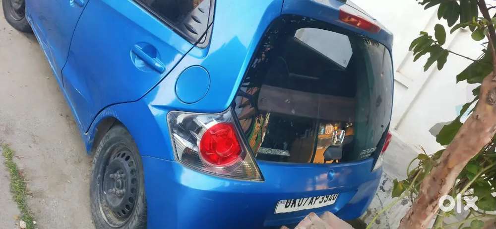 Honda Brio Mt 2012