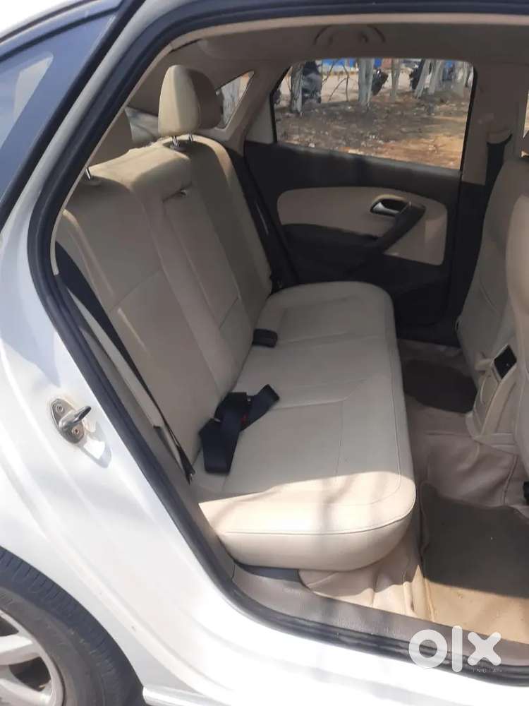 Volkswagen Vento Highline Diesel 2014
