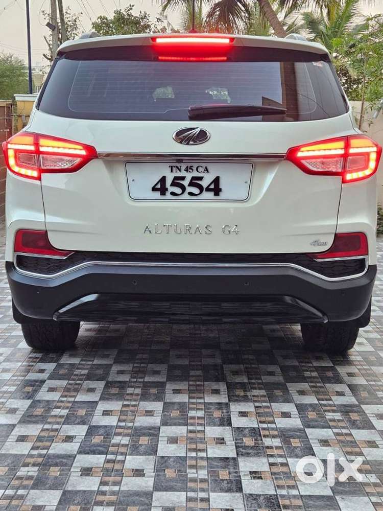 Mahindra Alturas G4 4x4 At, 2024, Diesel