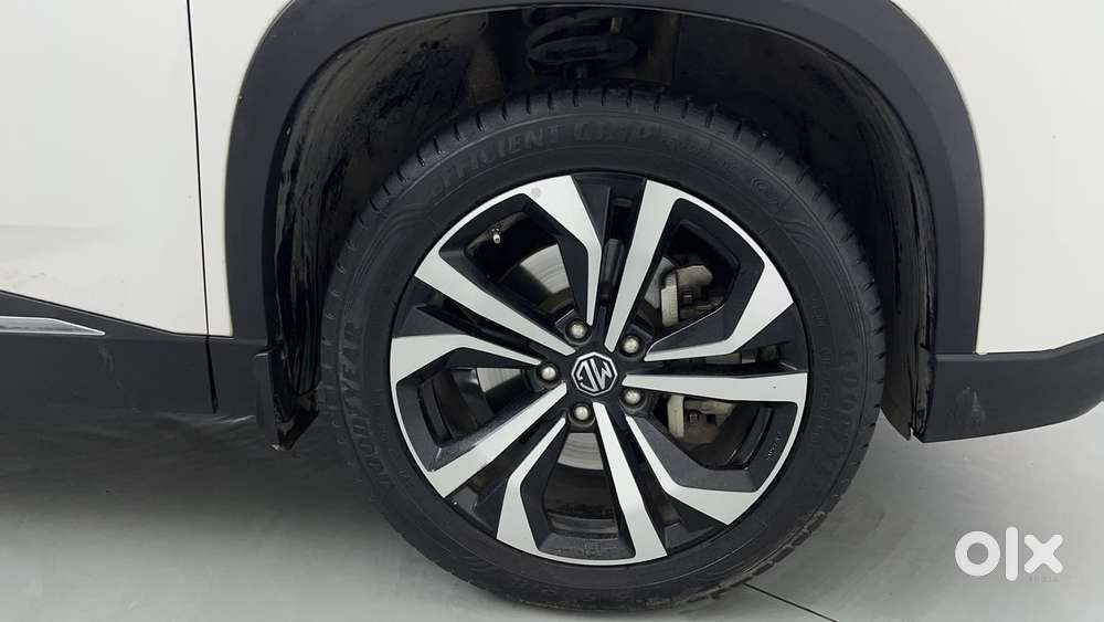 Mg Hector Plus Savvy Pro 1.5 Turbo Petrol Cvt 7 Str, 2023, Petrol