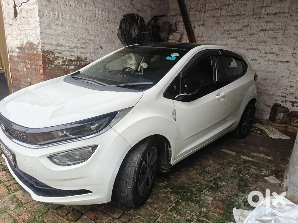 Tata Altroz 2024 Xz+ (s) Icng