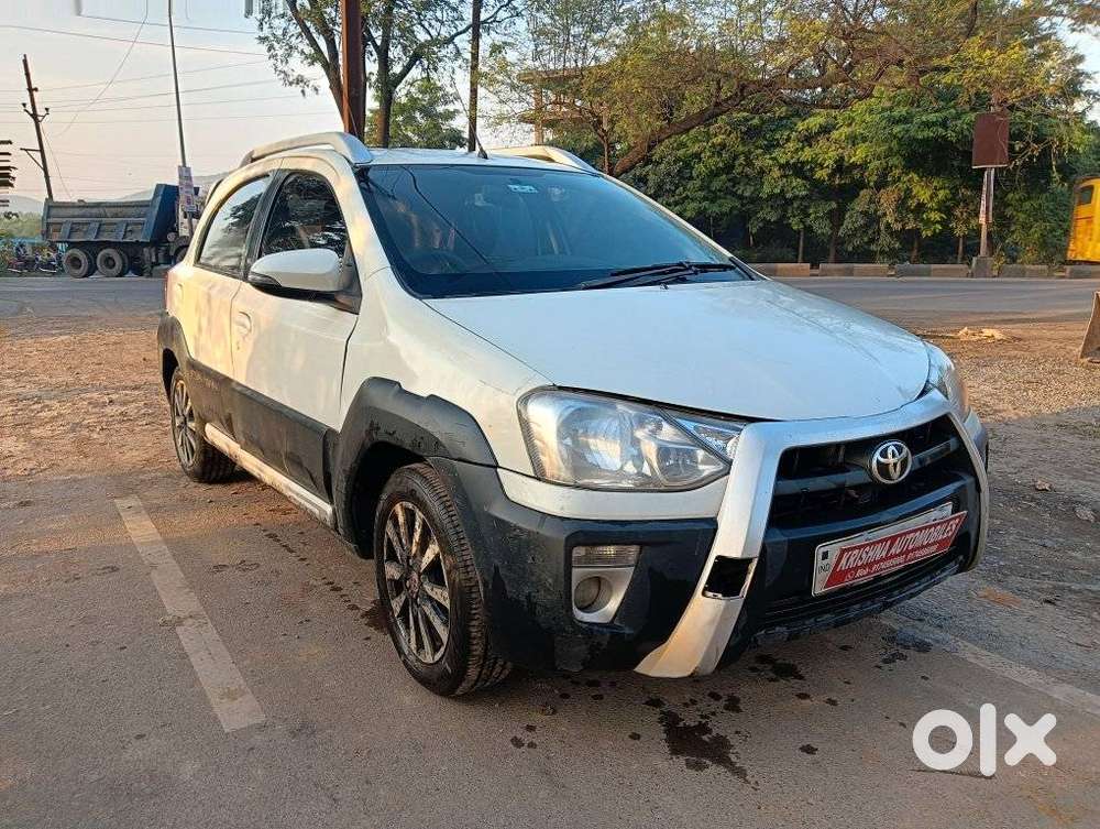 Toyota Etios Cross 1.2l G, 2015, Petrol