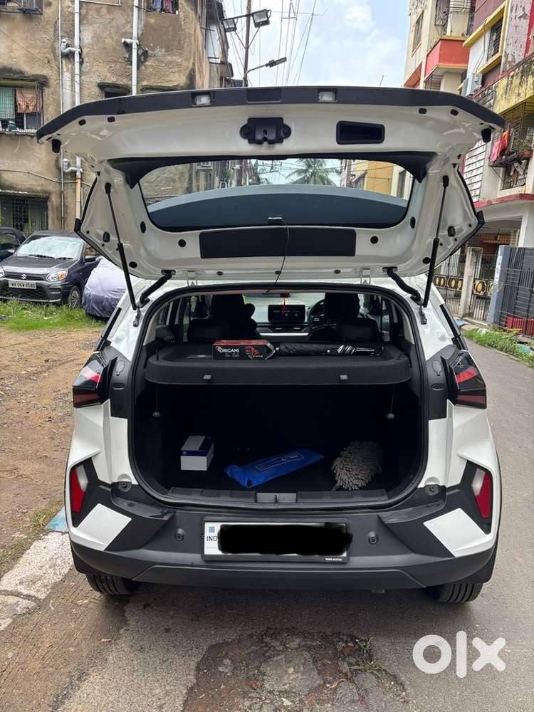 Tata Nexon Pure Plus 1.2 (6 Speed Mt) Petrol Just 9 Month Old