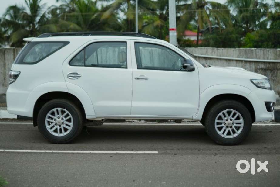 Toyota Fortuner 4x2 At 2.8 Diesel, 2014, Diesel