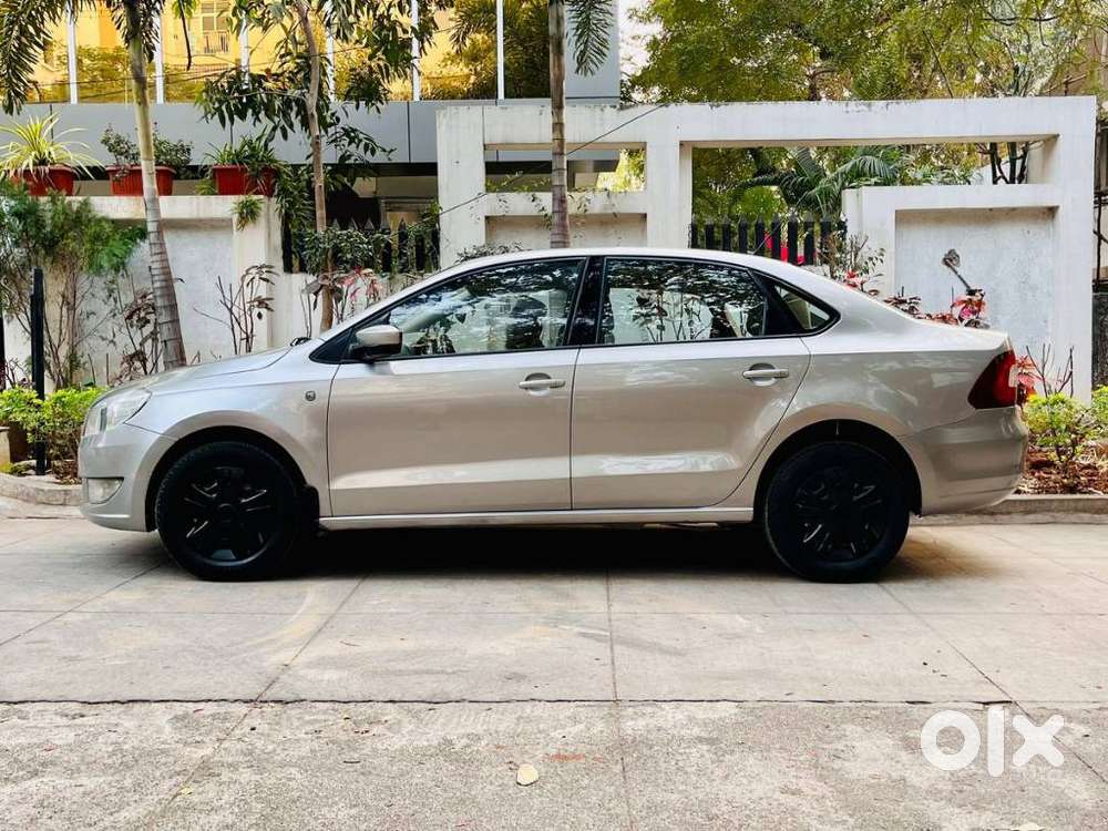 Skoda Rapid Ambition 1.6 Tdi Cr Manual Plus, 2014, Diesel