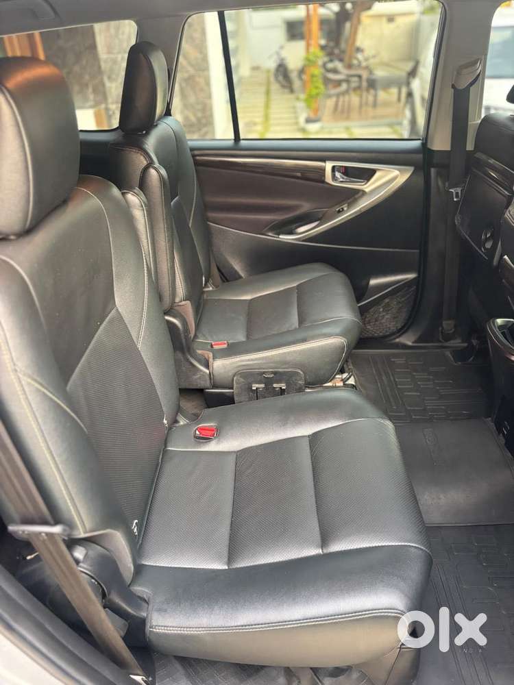 Toyota Innova Crysta, 2023, Diesel