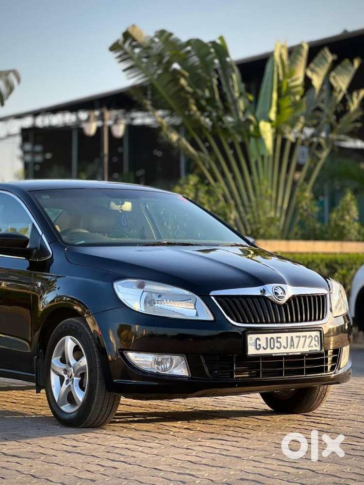 Skoda Rapid 1.5 Tdi Cr Elegance Plus, 2012, Diesel