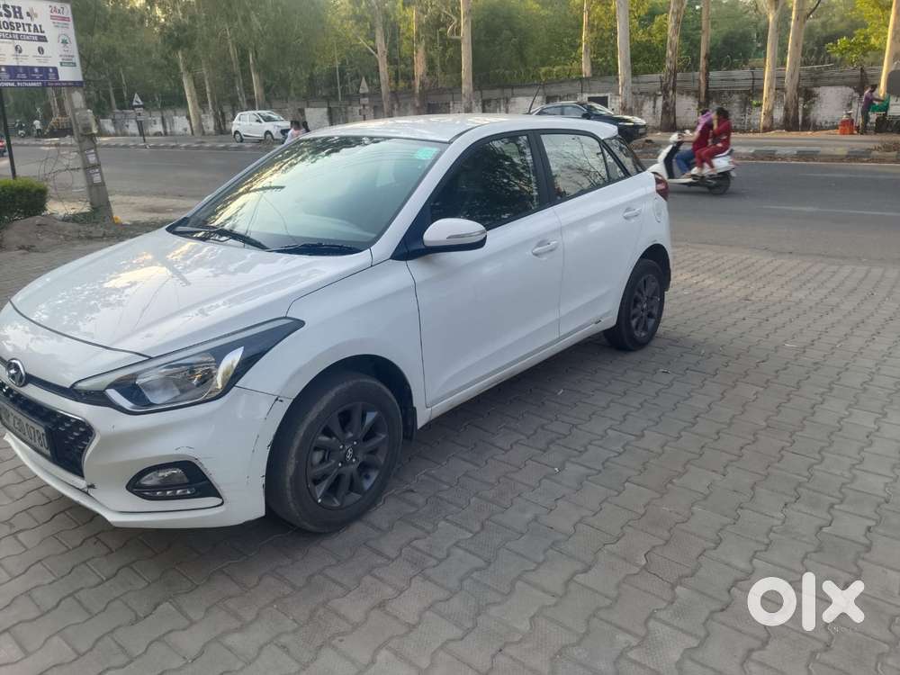 Hyundai I20 Sportz Plus, 2020, Petrol