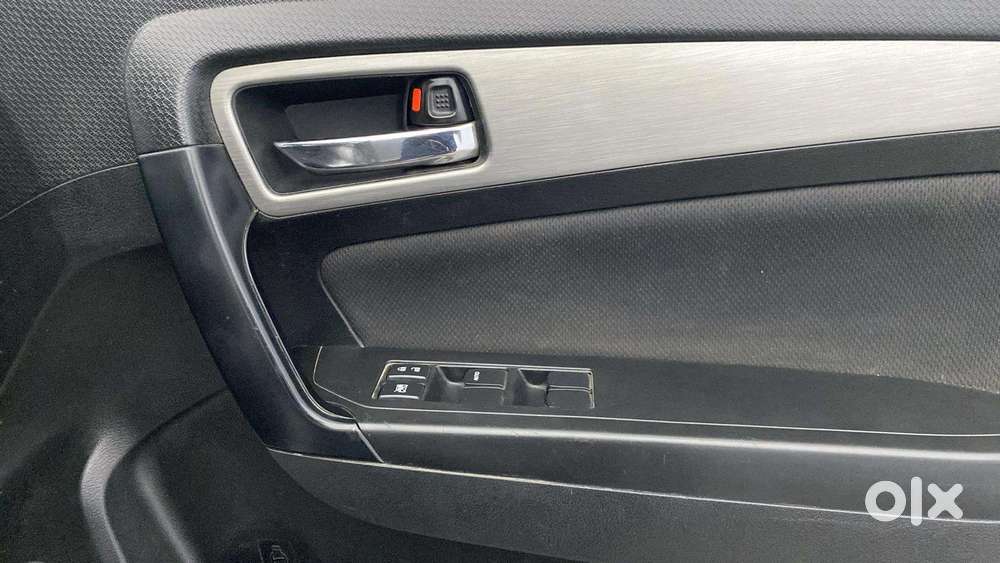 Maruti Suzuki Vitara Brezza Zdi Plus, 2018, Diesel