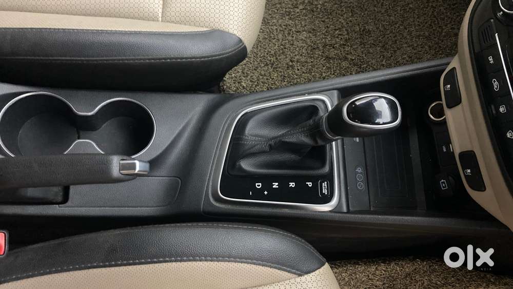 Hyundai Verna 1.5 Sx (o) Vtvt Ivt, 2021, Petrol
