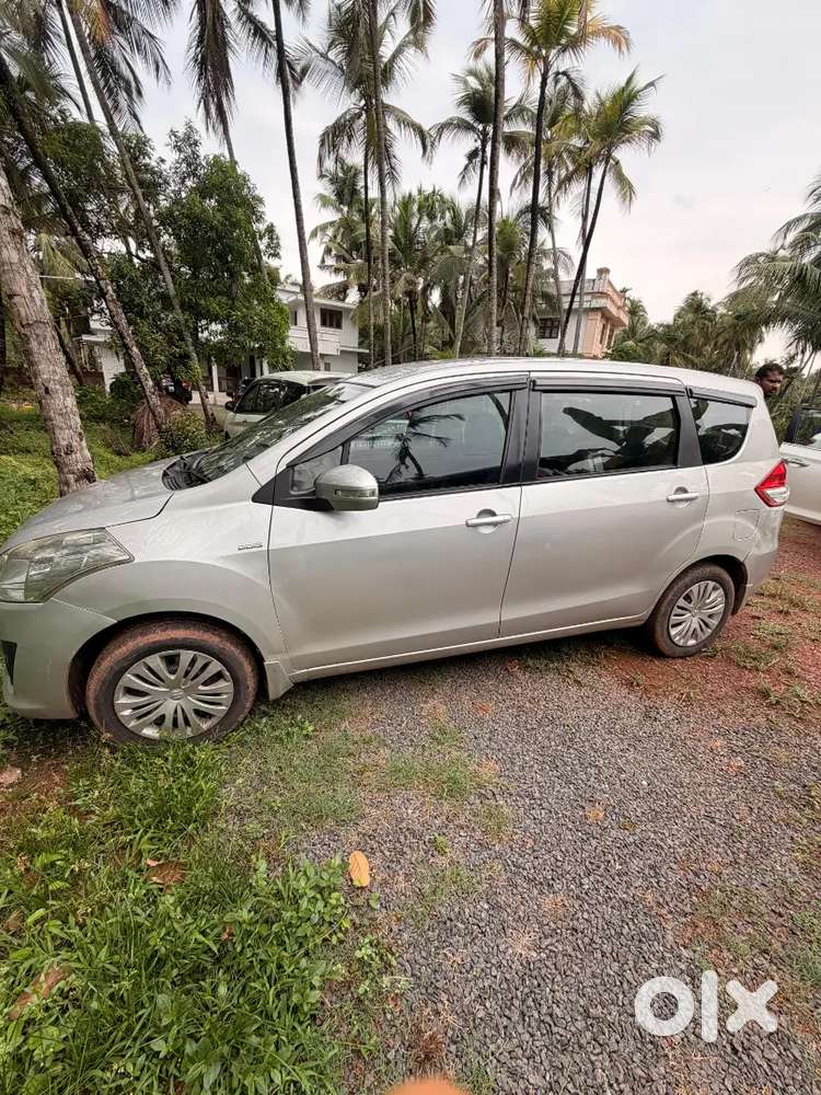 Maruti Suzuki Ertiga 2012 Diesel 140000 Km Driven
