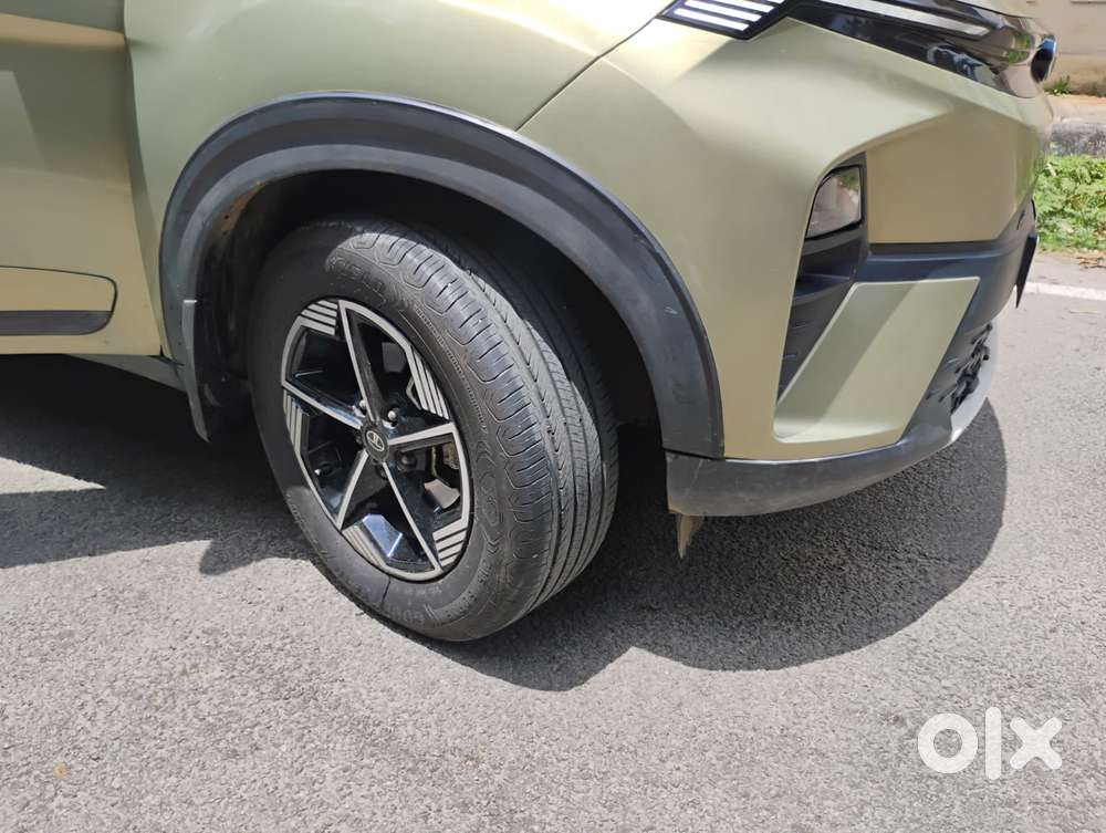 Tata Nexon Creative Plus S 1.2 Revotron Petrol 6 Amt, 2025, Petrol