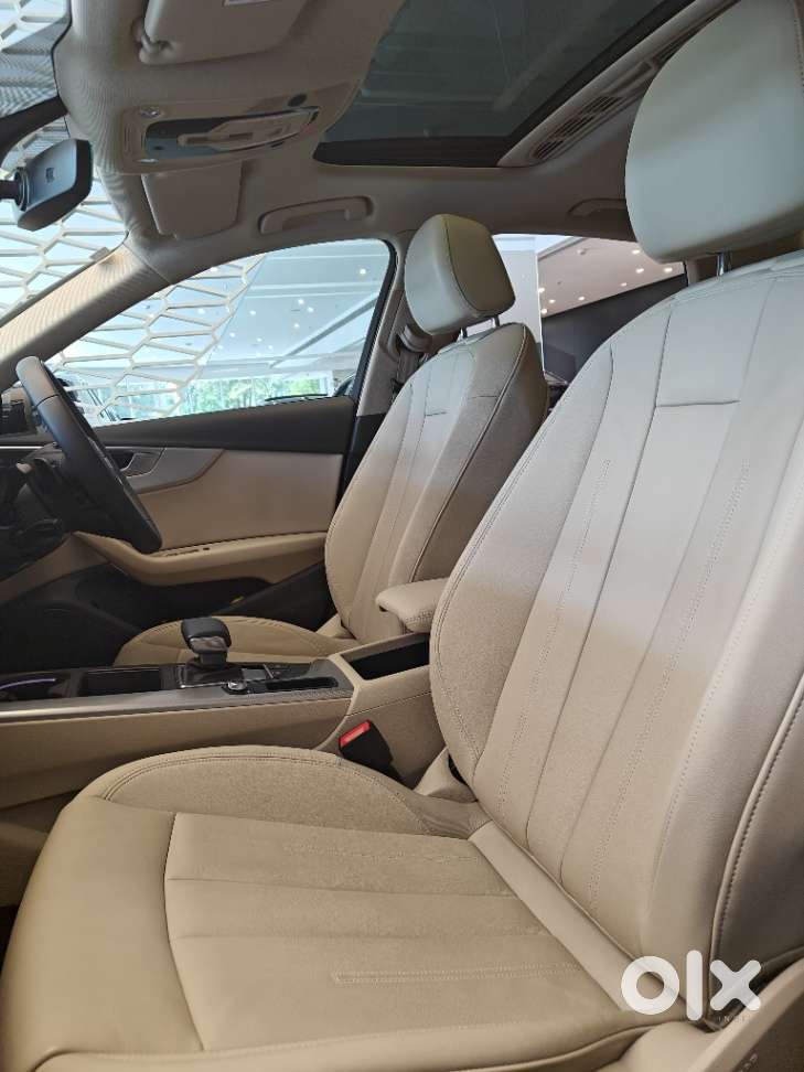 Audi A4 2.0 Premium Plus 40 Tfsi, 2025, Petrol