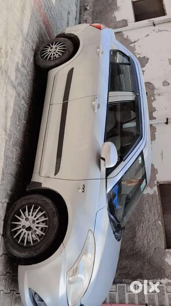 Maruti Suzuki Dzire 2016