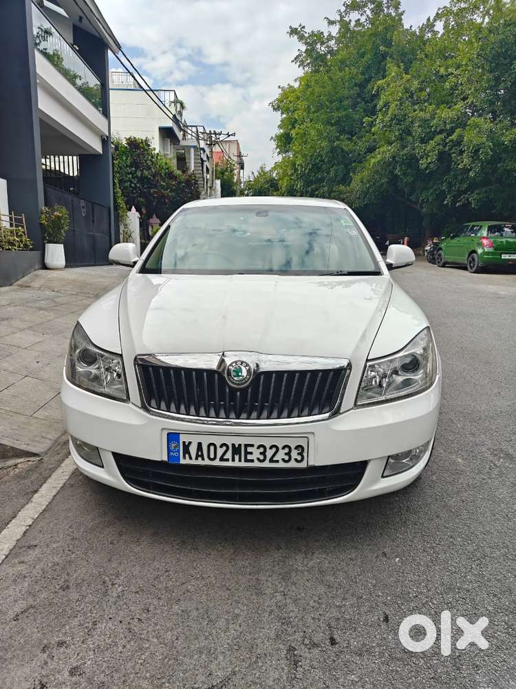 Skoda Laura Elegance 1.9 Tdi Mt, 2010, Diesel
