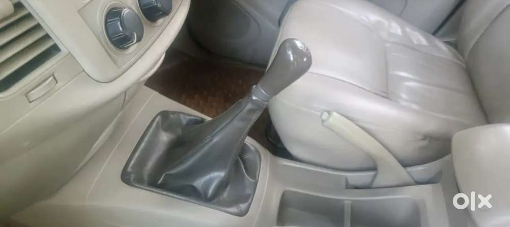 Innova G4 For Urgent Sale