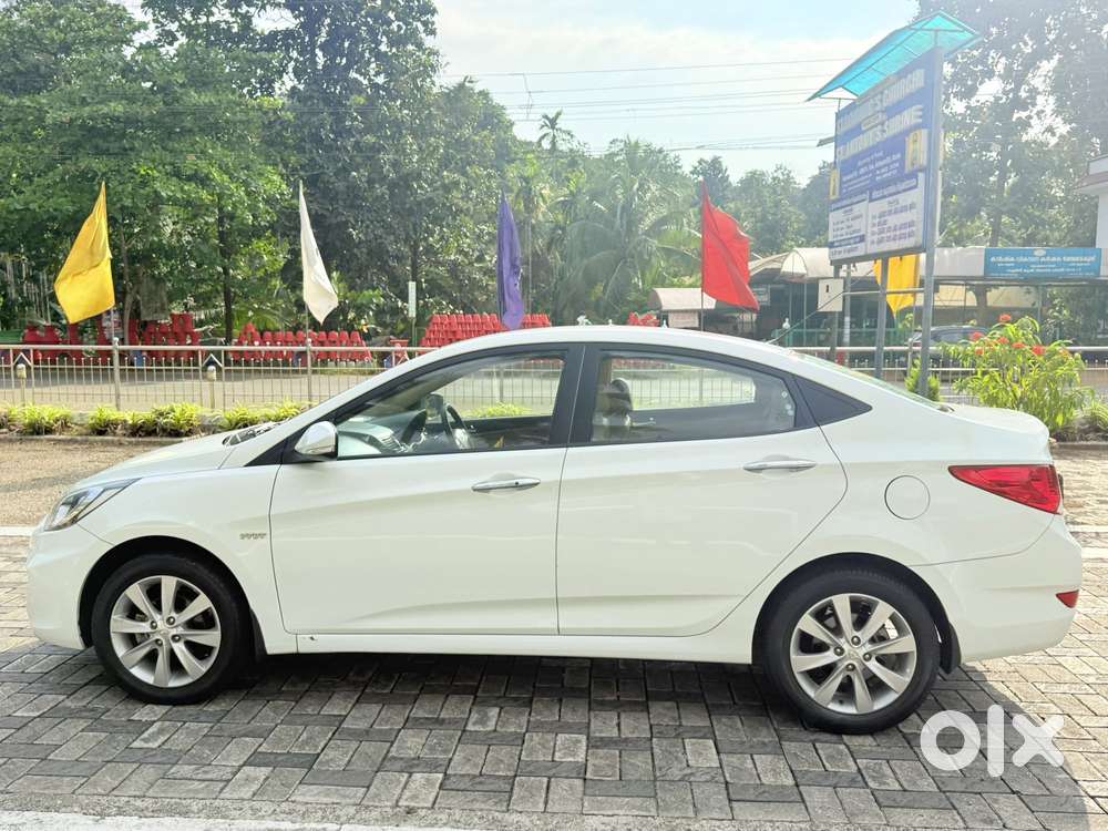 Hyundai Verna 1.6 Sx (o) Vtvt, 2013, Petrol
