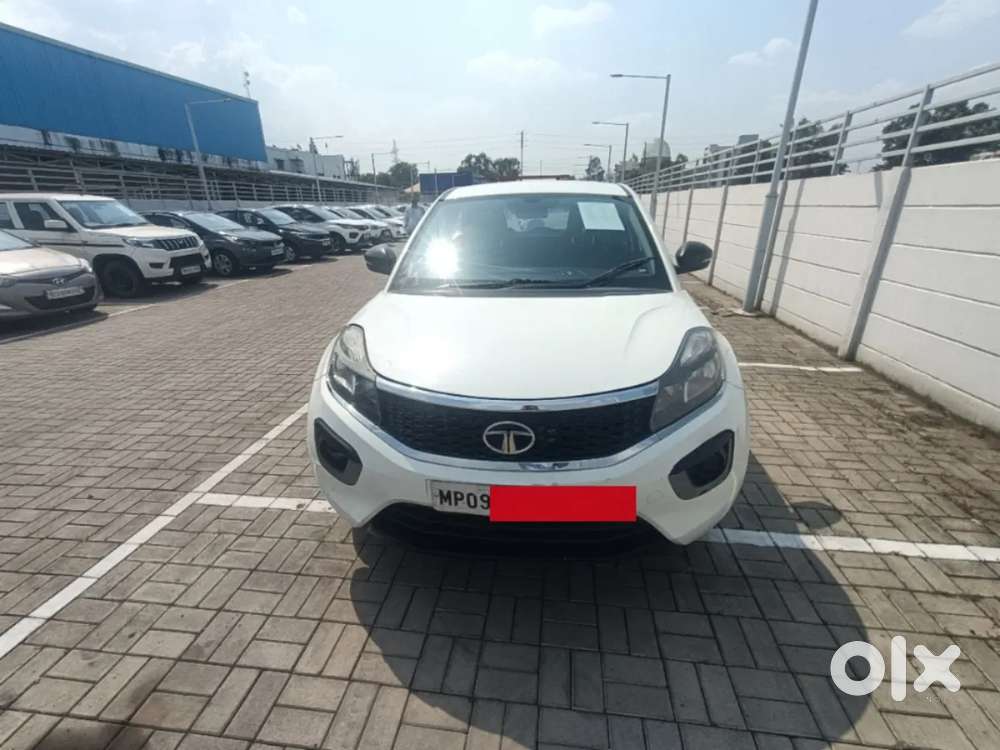 Tata Nexon 1.2 Revotron Xz, 2018, Petrol