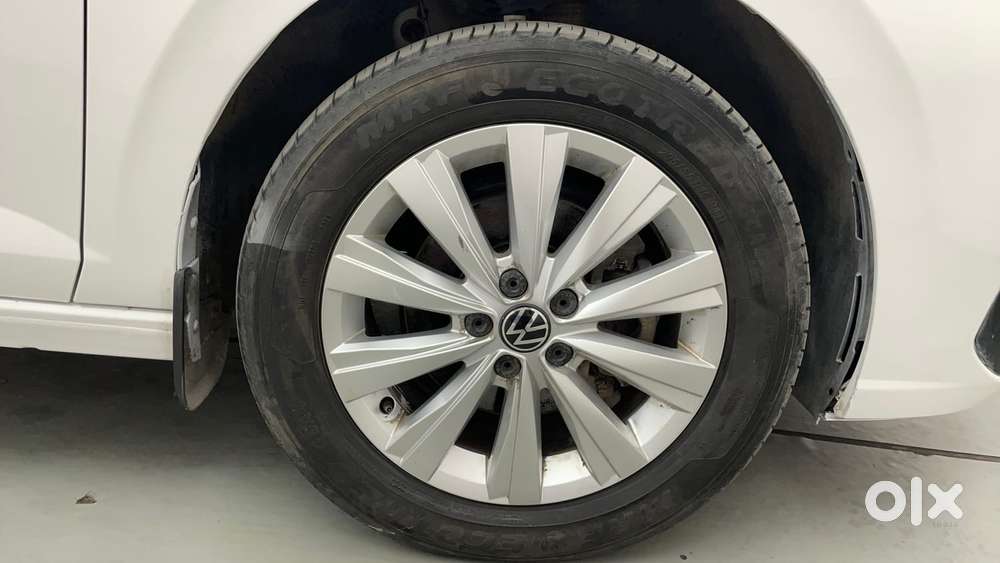 Volkswagen Virtus Highline Plus 1.0 Tsi At, 2023, Petrol