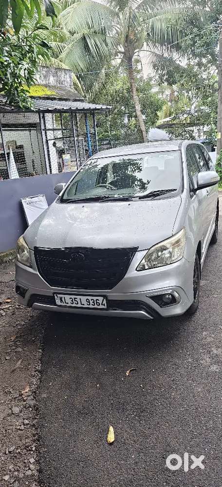 Toyota Innova 2.5 Vx 2012