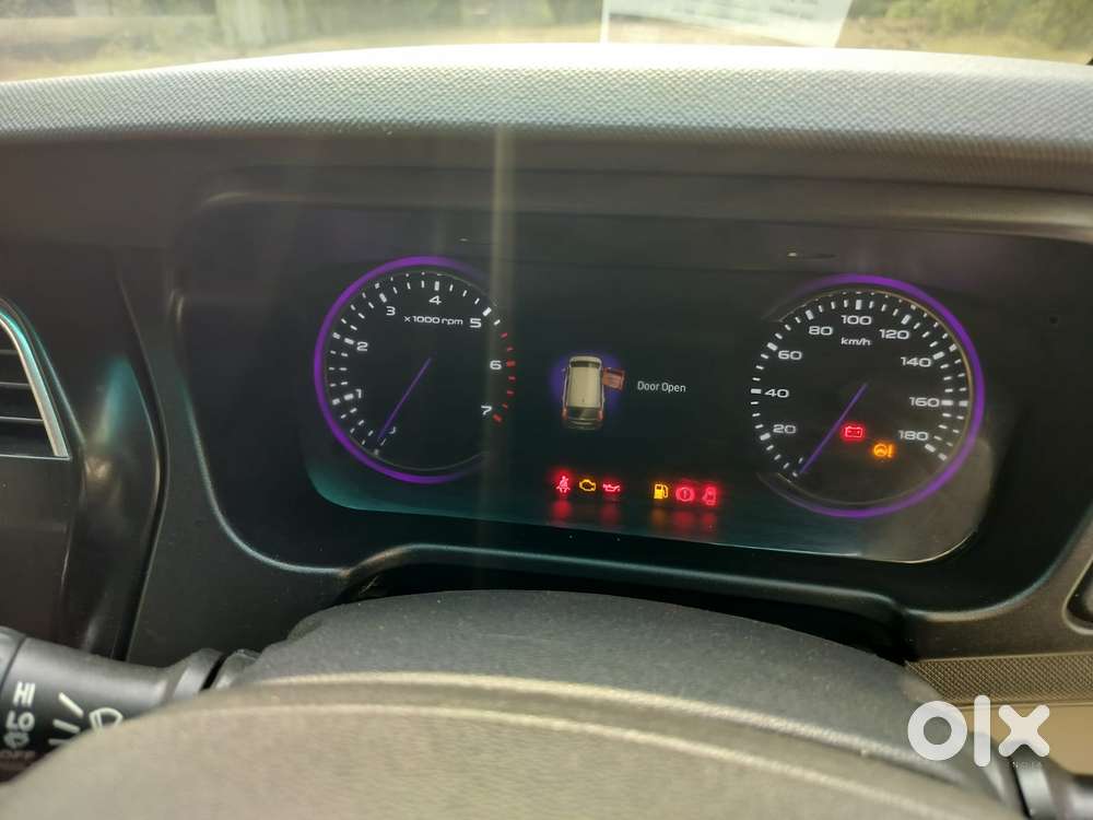 Mahindra Marazzo M6 8str, 2021, Diesel