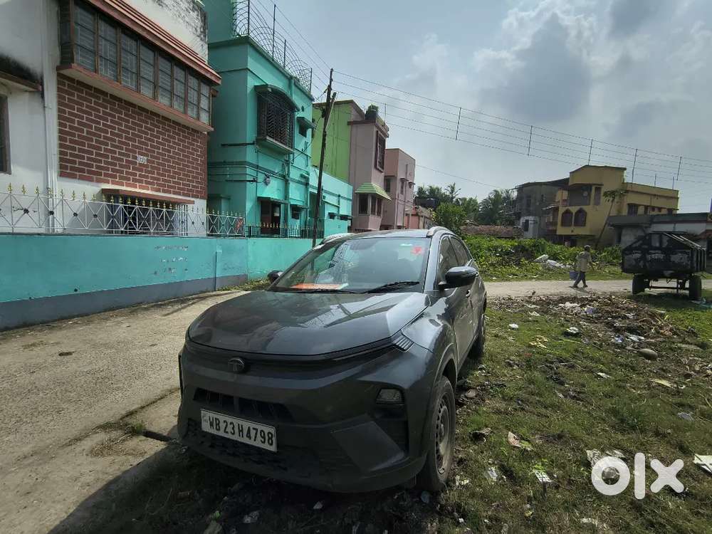 Tata Nexon Smart Plus 2025