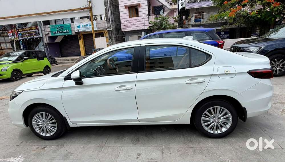 Honda City 1.5 V 5th Gen I-vtec Mt, 2022, Petrol