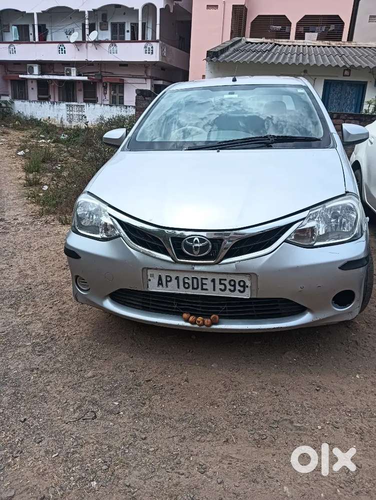 Toyota Etios 2015 Diesel 230000 Km Driven