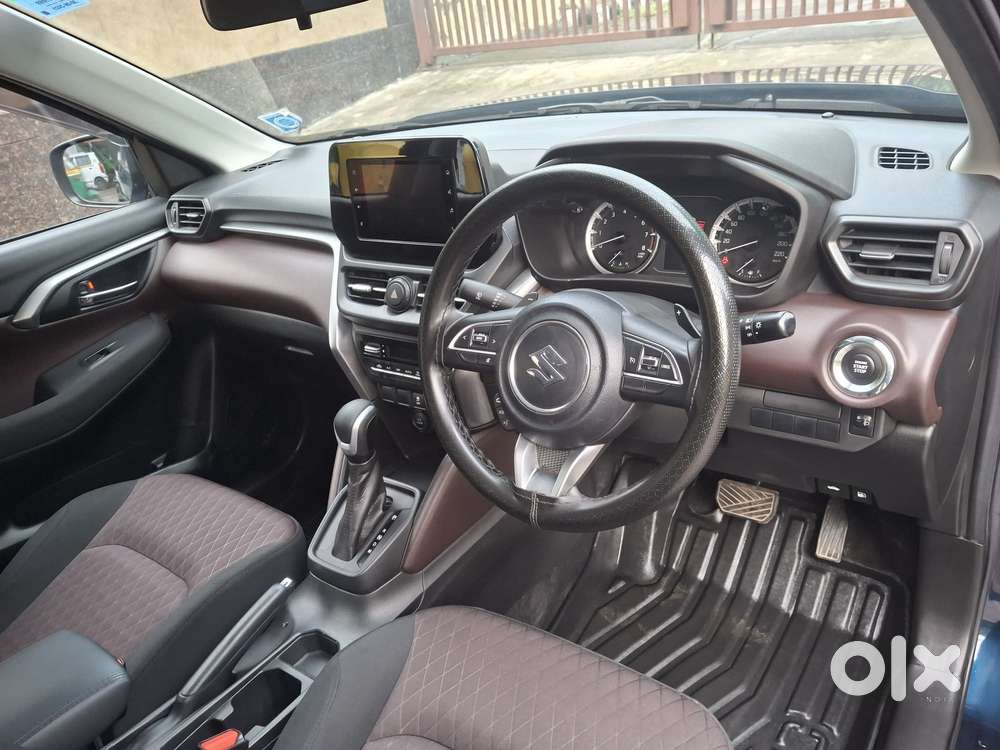 Maruti Suzuki Grand Vitara 1.5 Delta Smart Hybrid At, 2025, Petrol