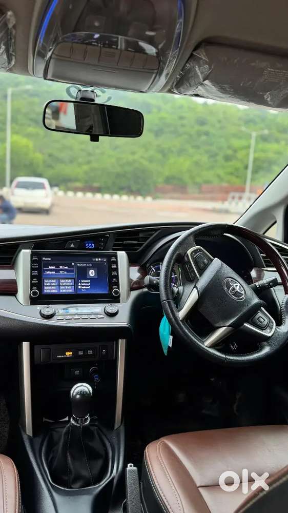 Toyota Innova Crysta 2022 Diesel Manual