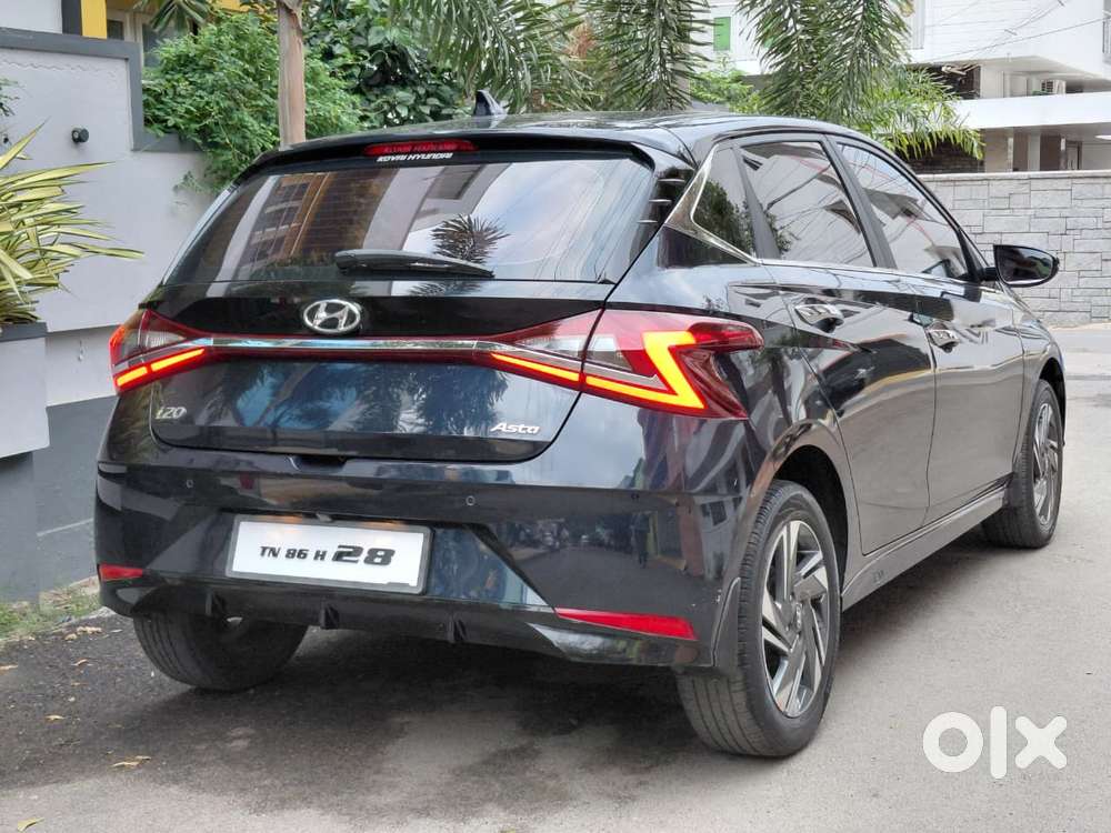 Hyundai New I20 1.2 Asta Ivt, 2022, Petrol