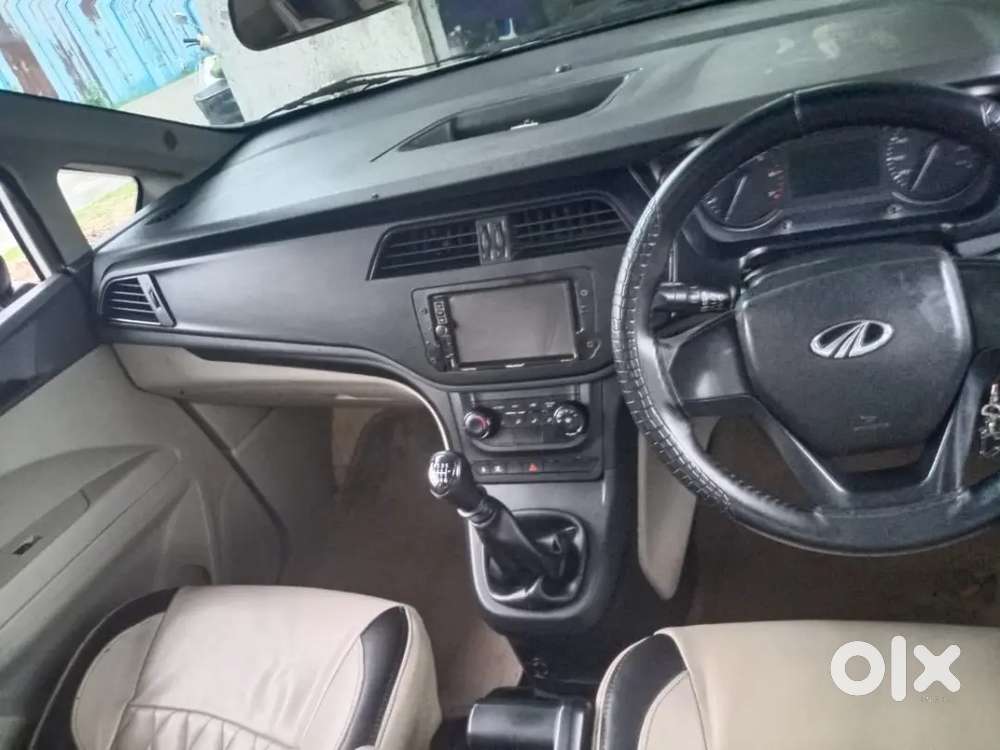 Mahindra Marazzo Diesel 2019 Taxi Plate