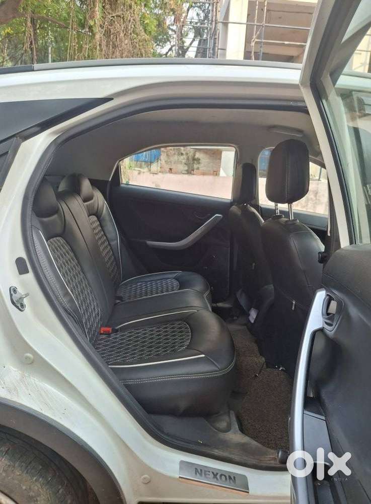 Tata Nexon 1.2 Revotron Xm (s), 2022, Petrol